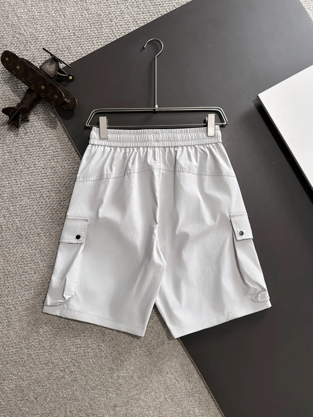 🅿️330 next day shipping, high-end goods, Stone Island 2025 spring and summer new elastic band casual shorts, counter-customized fabrics, high breathability and comfort, impeccable details, brand element design concept, reflecting high quality. It feels delicate and soft! It presents a casual cut and the upper body shape is great! Size: M-4XL